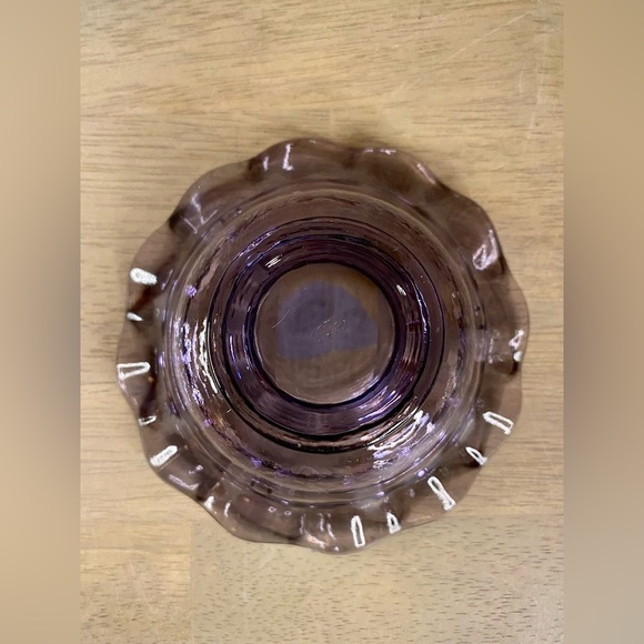 Fenton Fairy Light Very Rare Purple Ruffle Hand Painted Vine & Grapes Signed New - Picture 8 of 13